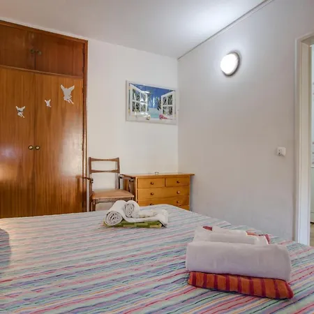 Apartment With Private Garden